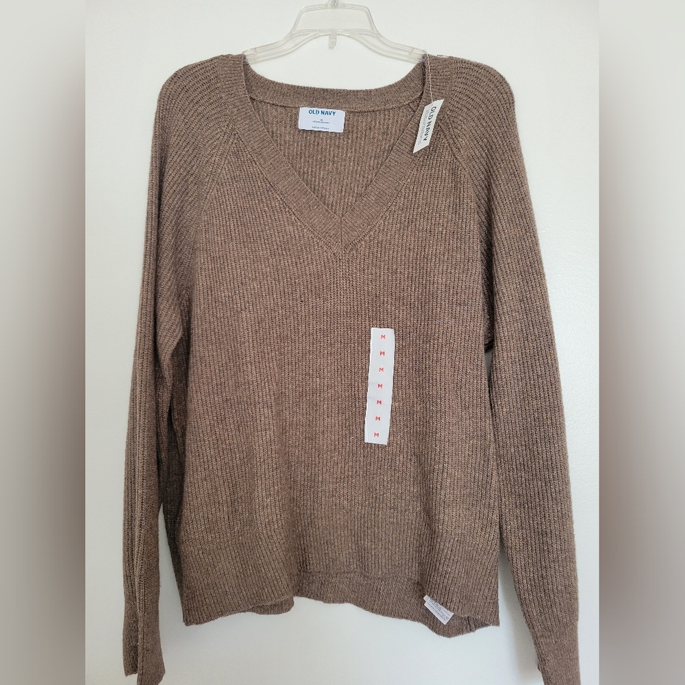 🎀Old Navy Women's Brown V-Neck Sweater🎀